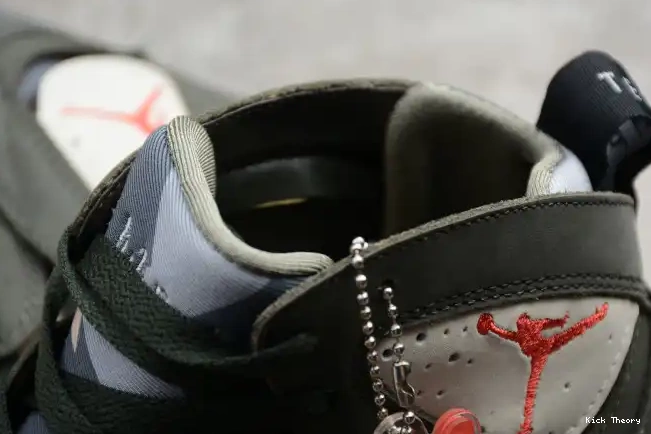 Kicktheory Air Patta Jordan Icicle 7 x AT3375-100 0521